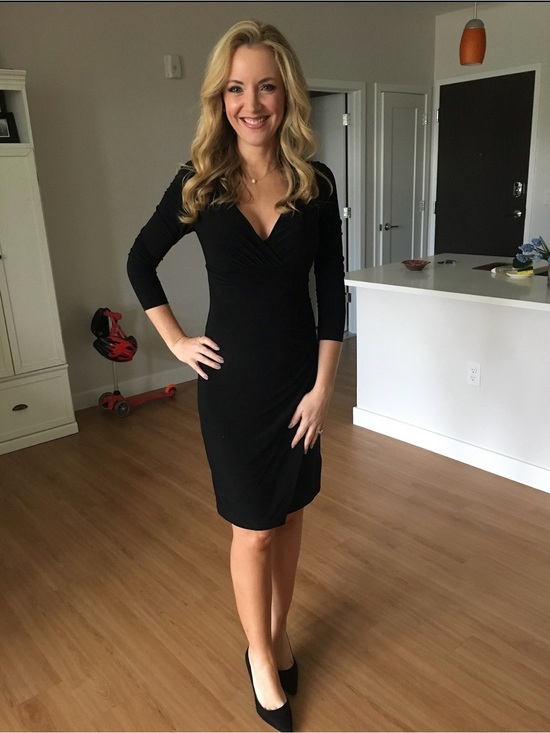 Lauren Ralph Lauren Dresses & Skirts - Lauren Ralph Lauren Black Long Sleeve Ruched V-Neck Midi Dress